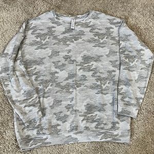 Athleta Balance pullover